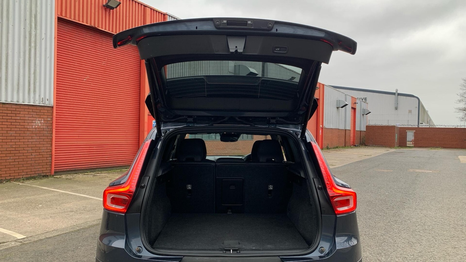 Used Volvo XC40 2022 for sale - 77625742: Photo 13