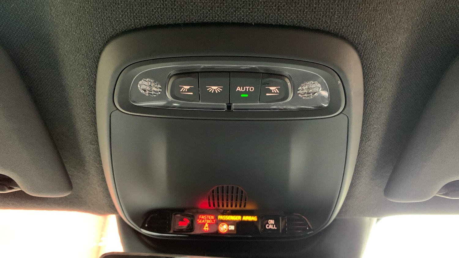 Used Volvo XC40 2022 for sale - 77625742: Photo 28