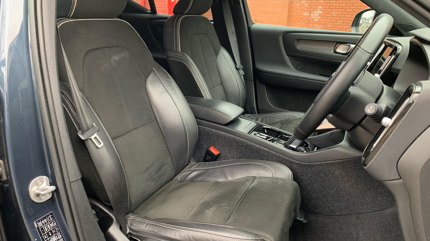 Used Volvo XC40 2022 for sale - 77625742: Photo 31