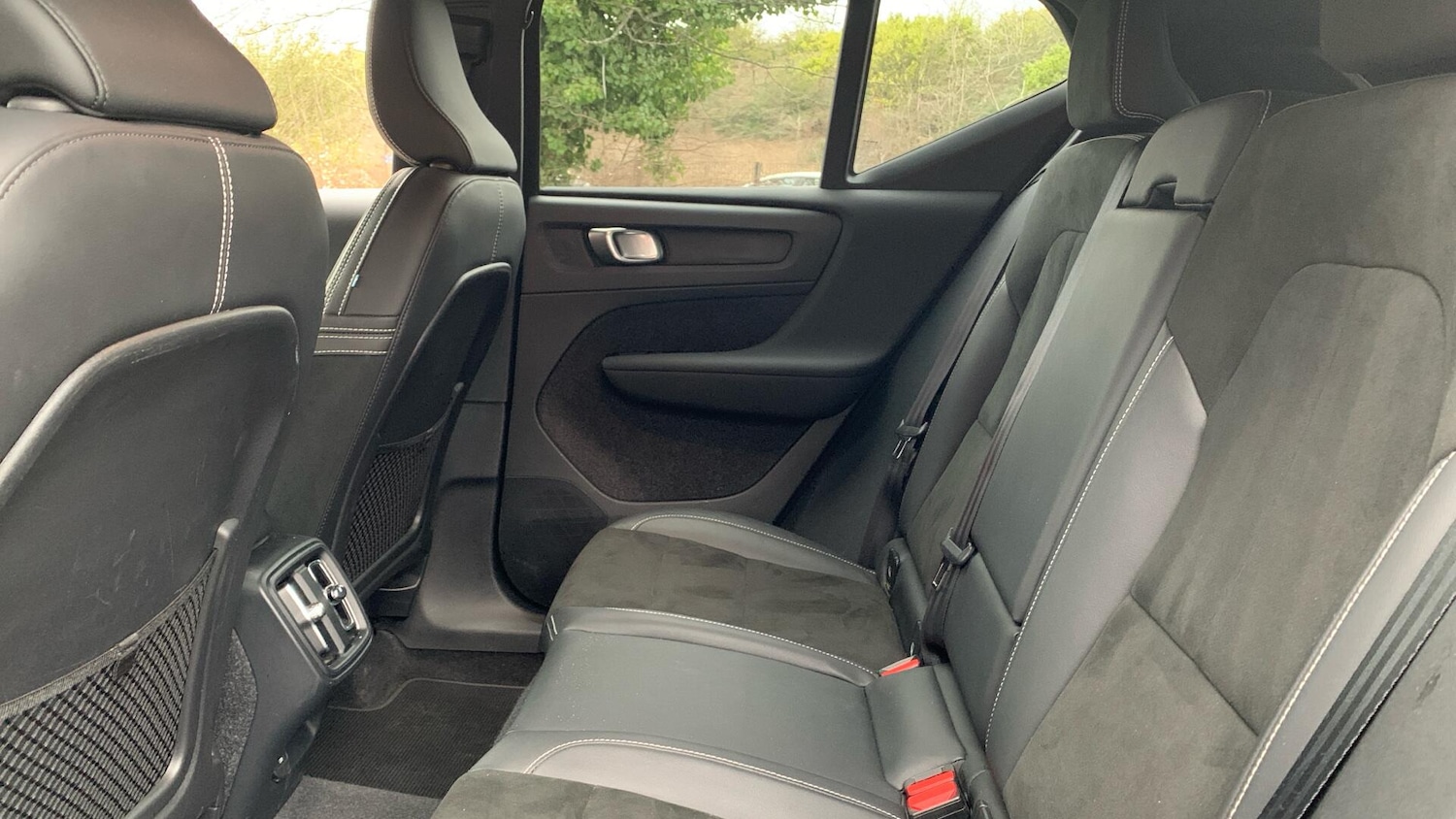 Used Volvo XC40 2022 for sale - 77625742: Photo 33