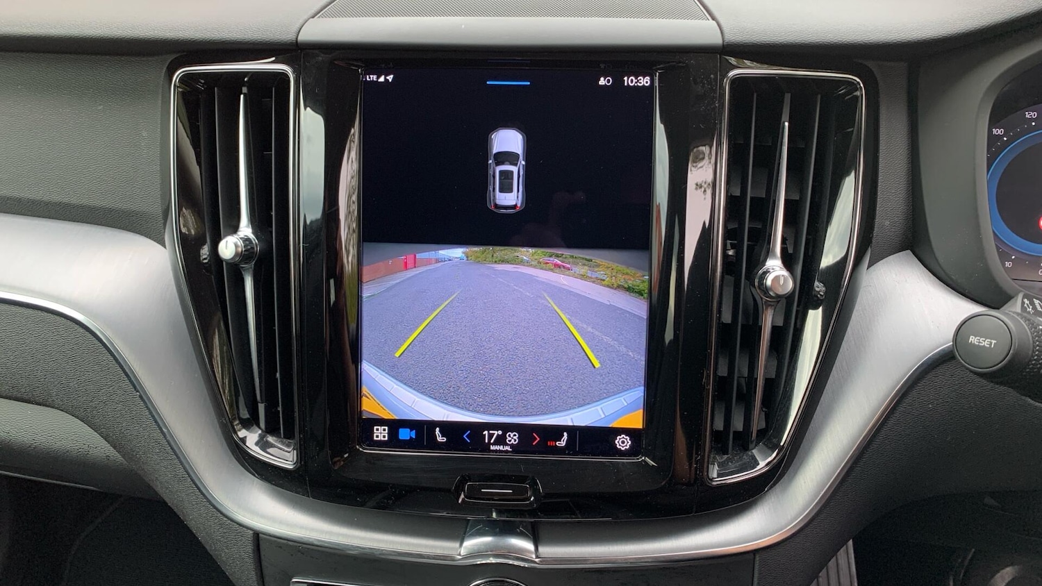 Used Volvo XC60 2022 for sale - 76753085: Photo 20