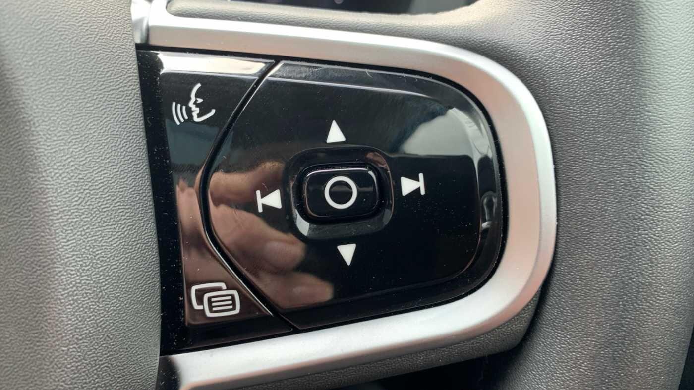 Used Volvo XC60 for sale - 77852779: Photo 13