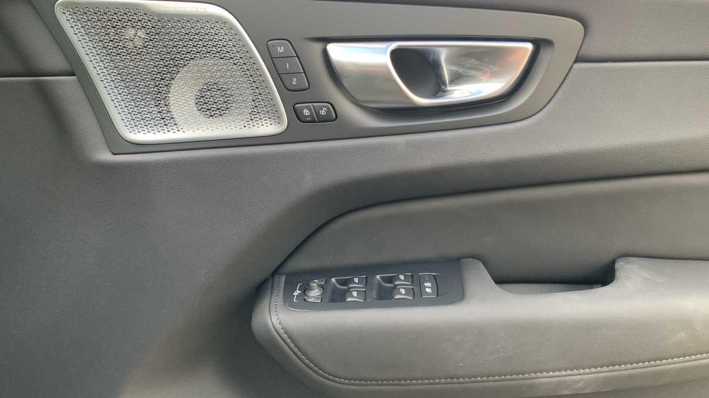 Used Volvo XC60 for sale - 77852779: Photo 17