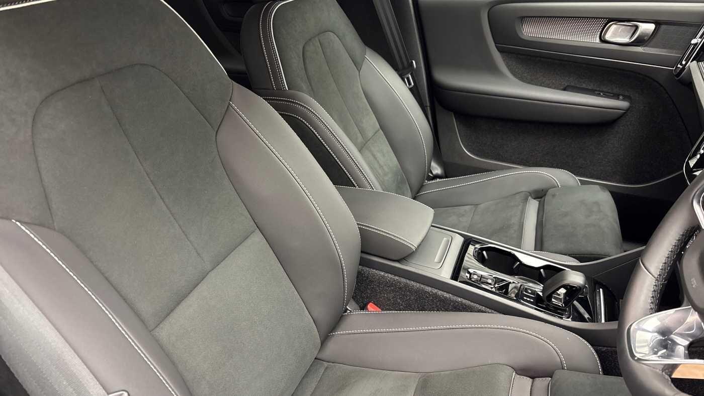 Used Volvo XC40 2024 for sale - 76753312: Photo 30