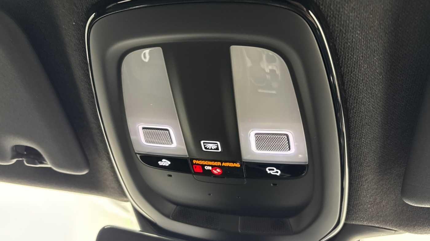 Used Volvo XC40 2024 for sale - 76753312: Photo 34