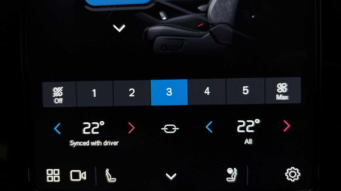 Used Volvo XC40 2024 for sale - 76753312: Photo 41