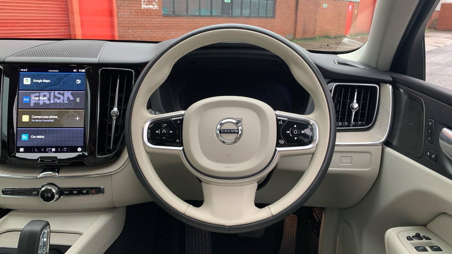 Used Volvo XC60 2023 for sale - 77266995: Photo 10