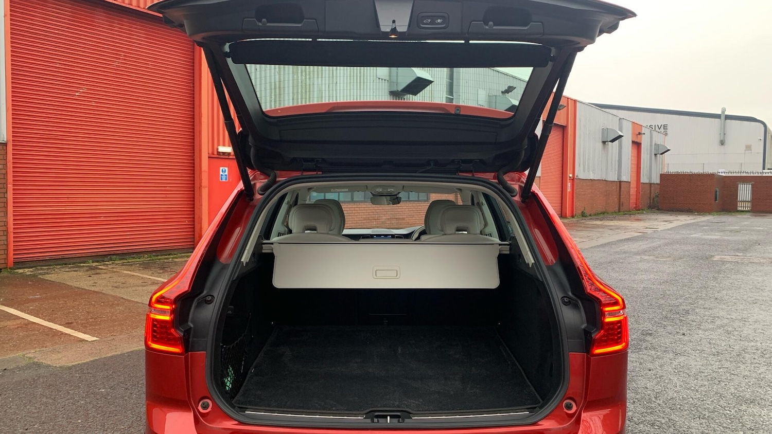 Used Volvo XC60 2023 for sale - 77266995: Photo 13