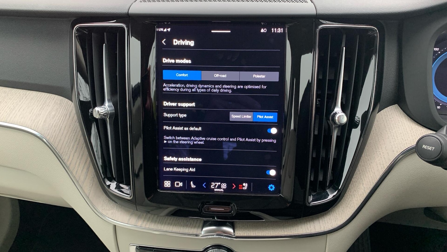 Used Volvo XC60 2023 for sale - 77266995: Photo 17