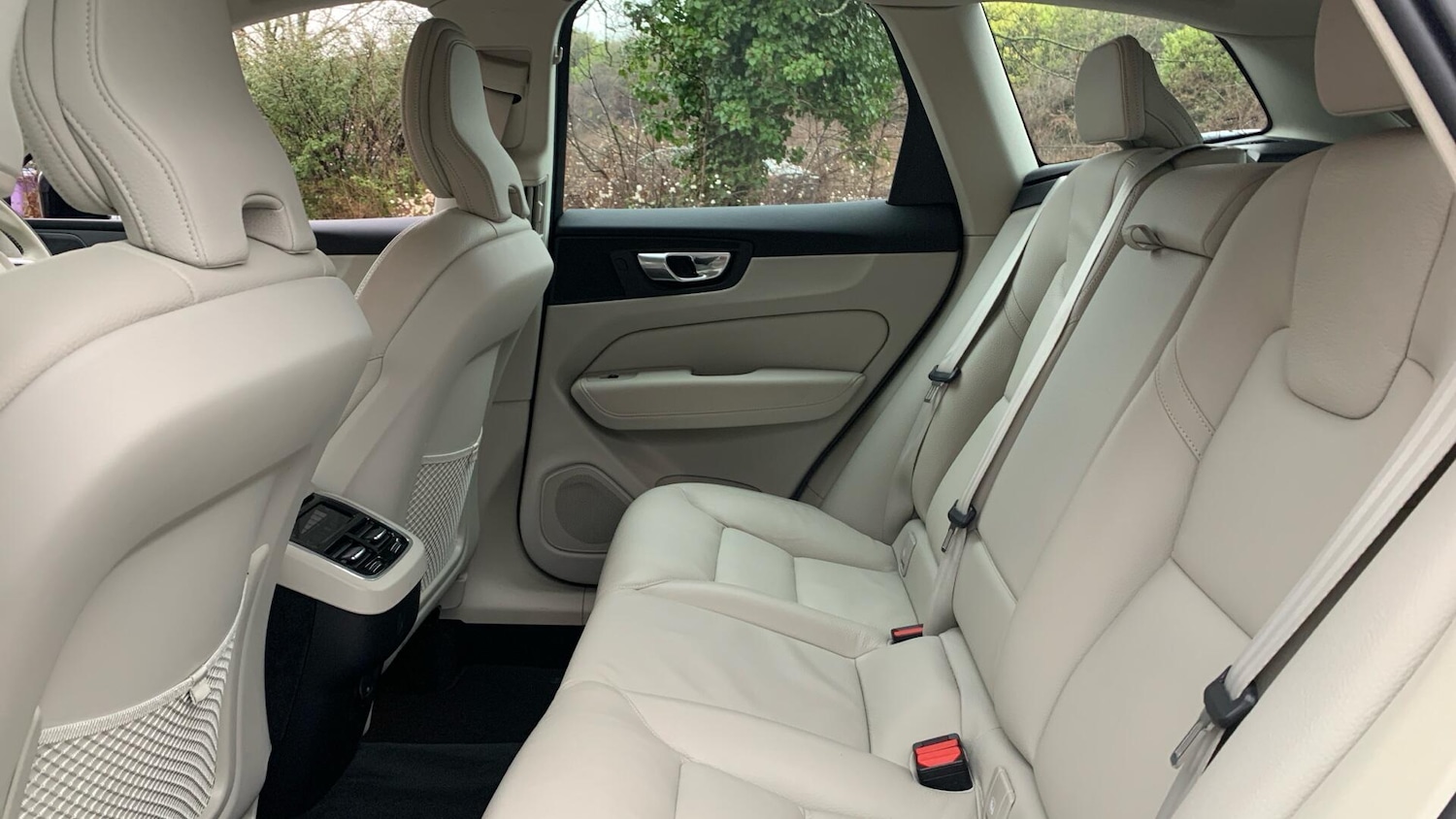 Used Volvo XC60 2023 for sale - 77266995: Photo 33