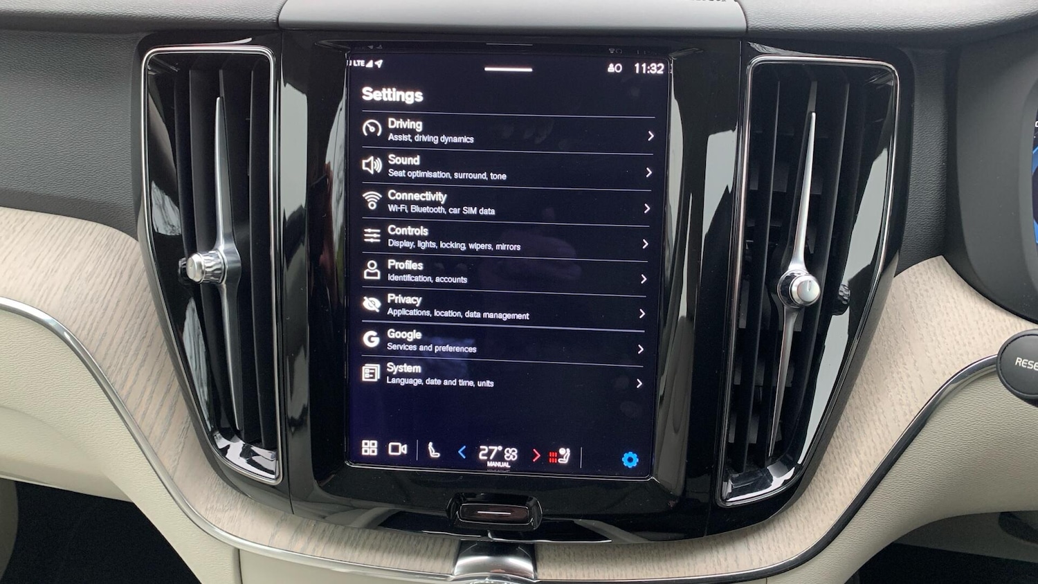 Used Volvo XC60 2023 for sale - 77266995: Photo 40