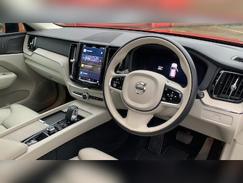 Used Volvo XC60 2023 for sale - 77266995: Photo