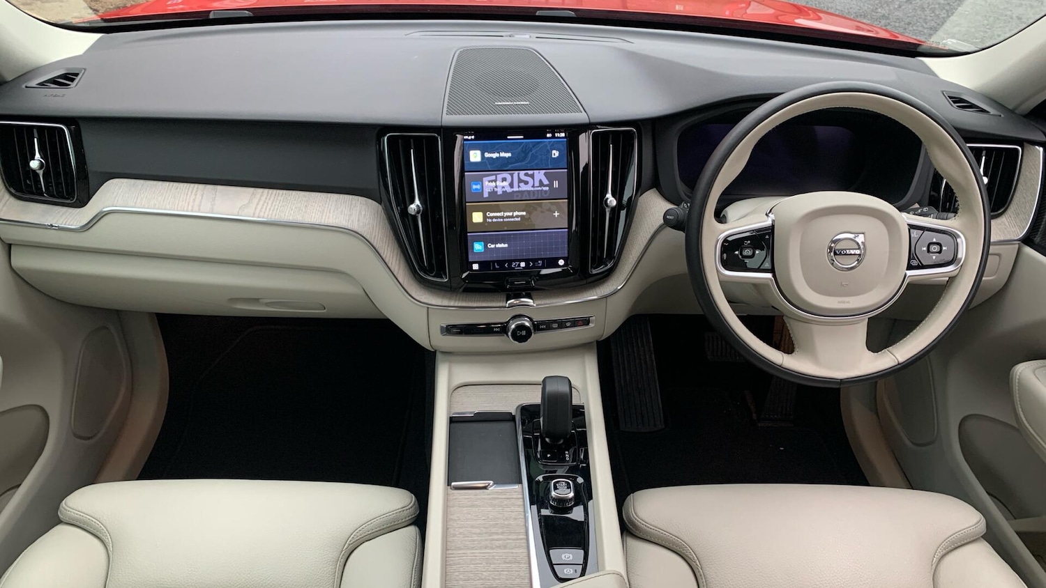 Used Volvo XC60 2023 for sale - 77266995: Photo 5