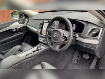 Used Volvo XC90 2023 for sale - 79613382: Photo