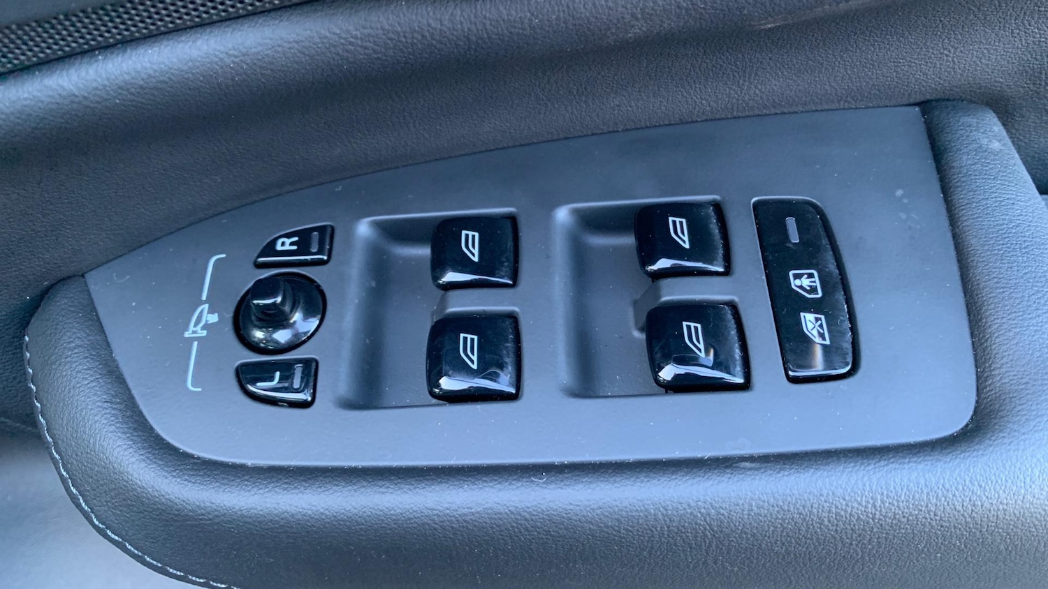 Used Volvo XC90 2024 for sale - 76551045: Photo 28