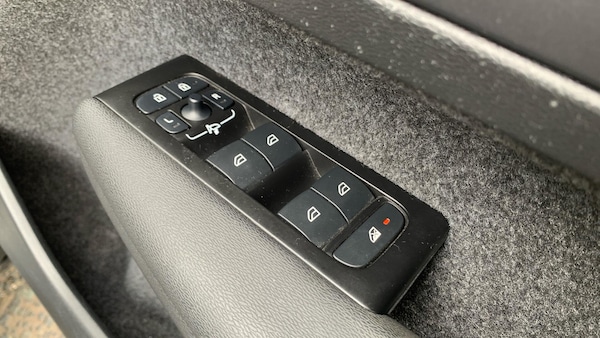 Used Volvo XC40 2022 for sale - 76295768: Photo 25