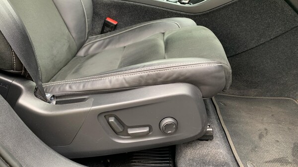 Used Volvo XC40 2022 for sale - 76295768: Photo 31