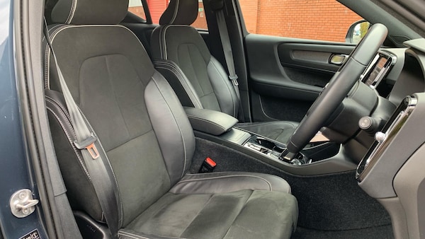 Used Volvo XC40 2022 for sale - 76295768: Photo 32