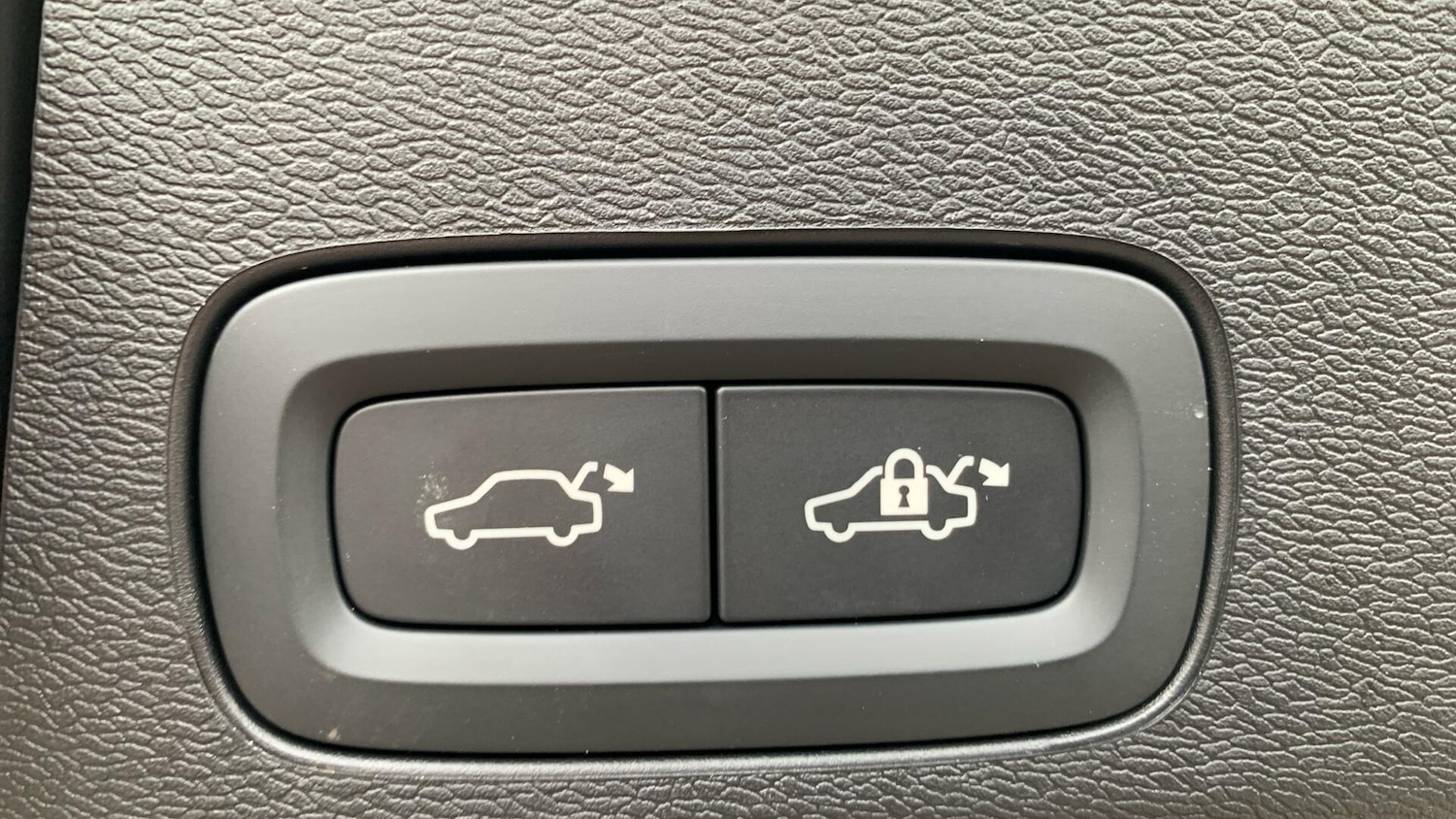 Used Volvo XC60 for sale - 77625998: Photo 35