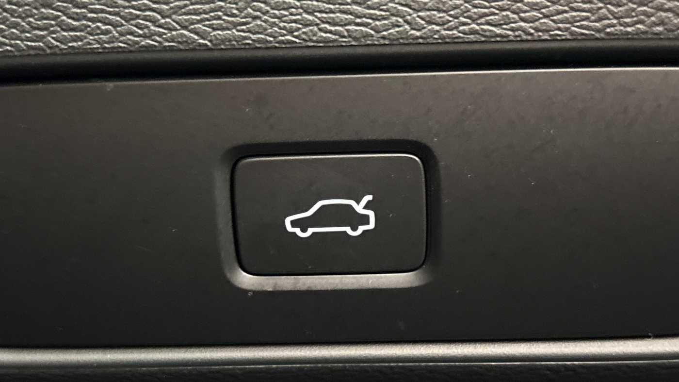 Used Volvo XC40 2025 for sale - 76550382: Photo 21