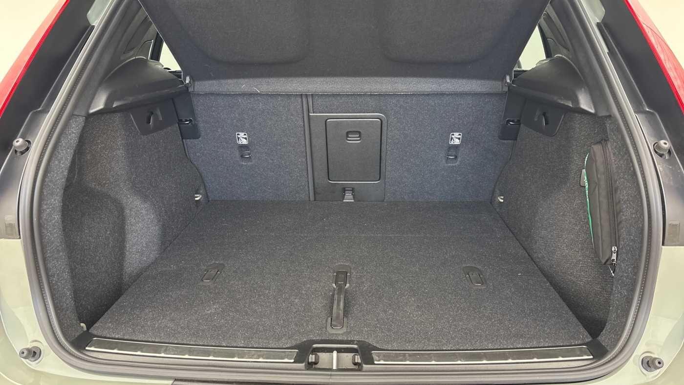 Used Volvo XC40 2025 for sale - 76550382: Photo 38