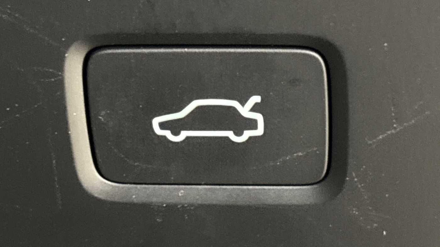 Used Volvo XC40 2025 for sale - 76825192: Photo 22