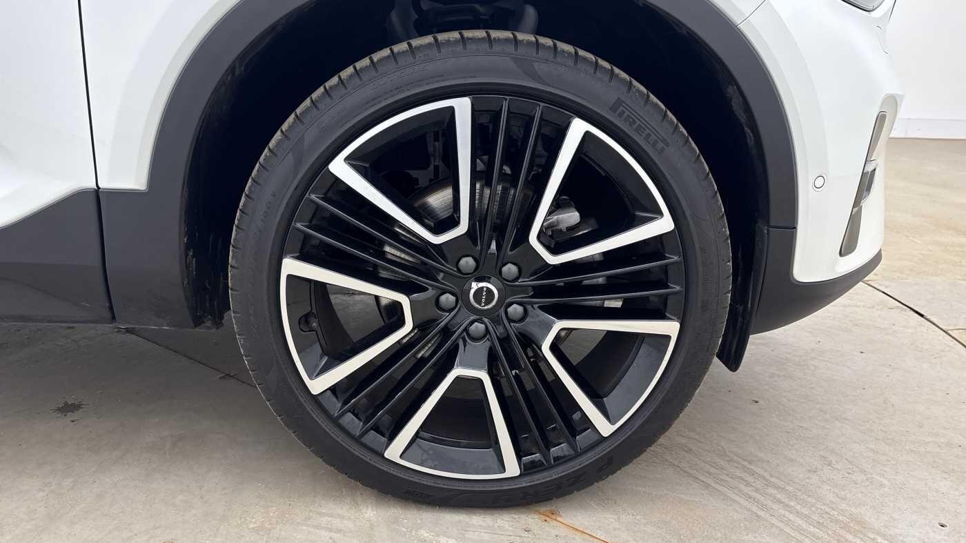 Used Volvo XC40 2025 for sale - 76825192: Photo 25