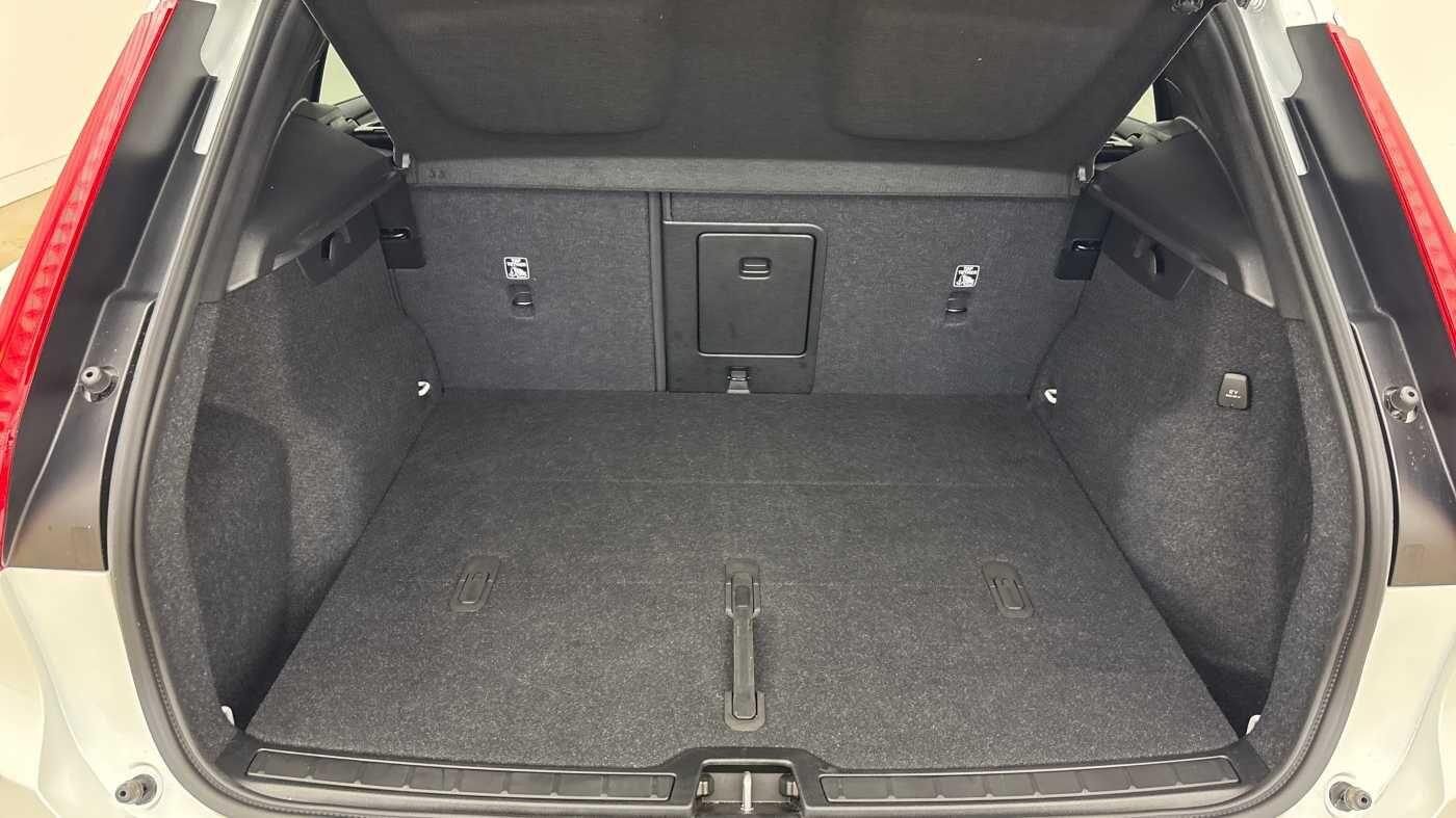 Used Volvo XC40 2025 for sale - 76825192: Photo 36