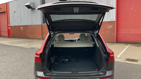 Used Volvo XC60 2024 for sale - 75720638: Photo 13