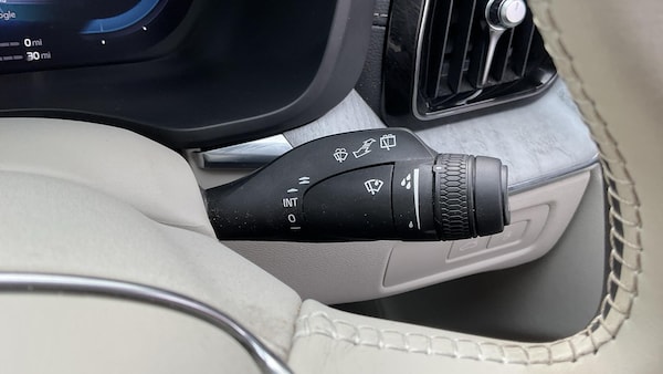Used Volvo XC60 2024 for sale - 75720638: Photo 23