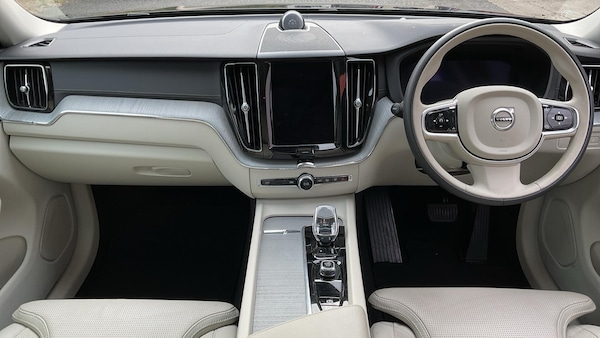 Used Volvo XC60 2024 for sale - 75720638: Photo 5