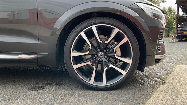 Used Volvo XC60 2024 for sale - 75720638: Photo 9