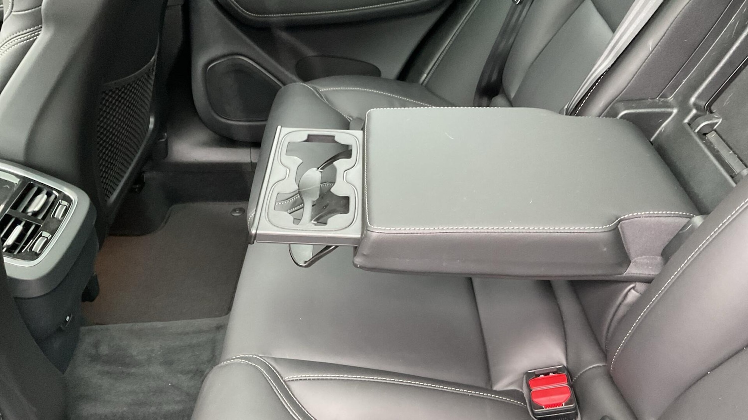 Used Volvo XC60 2024 for sale - 76700624: Photo 35