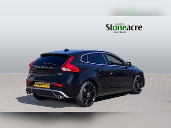Used Volvo V40 2018 for sale - 78492562: Photo