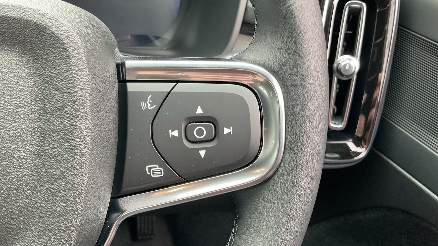 Used Volvo XC40 2026 for sale - 78007894: Photo 22