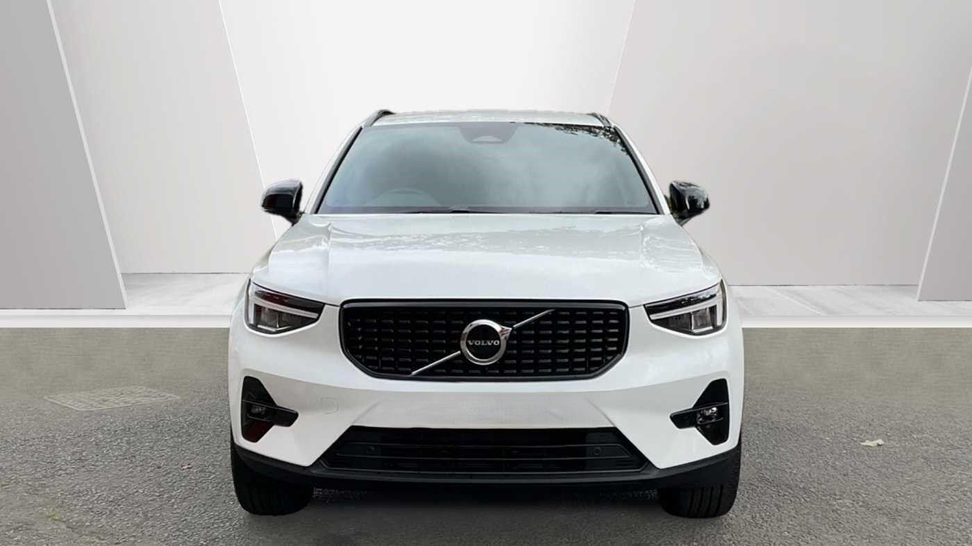 Used Volvo XC40 for sale - 77738716: Photo 2