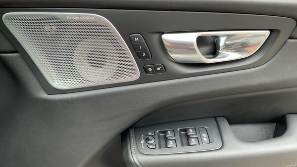 Used Volvo XC60 2024 for sale - 75459523: Photo 28