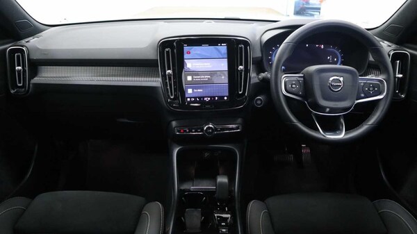 Used Volvo XC40 2024 for sale - 74546069: Photo 10