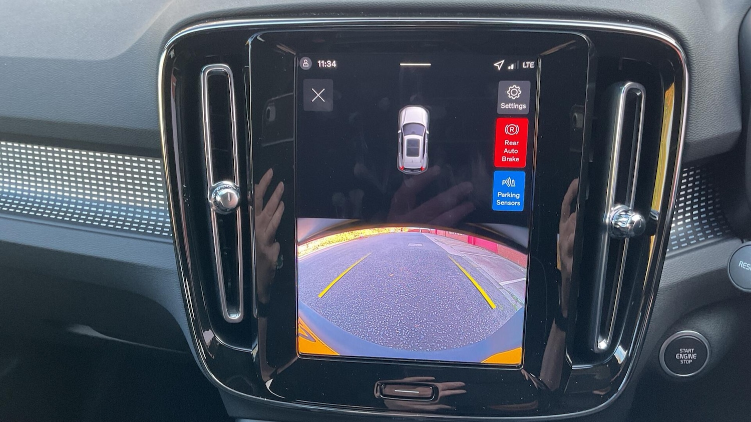 Used Volvo XC40 2025 for sale - 76824626: Photo 19