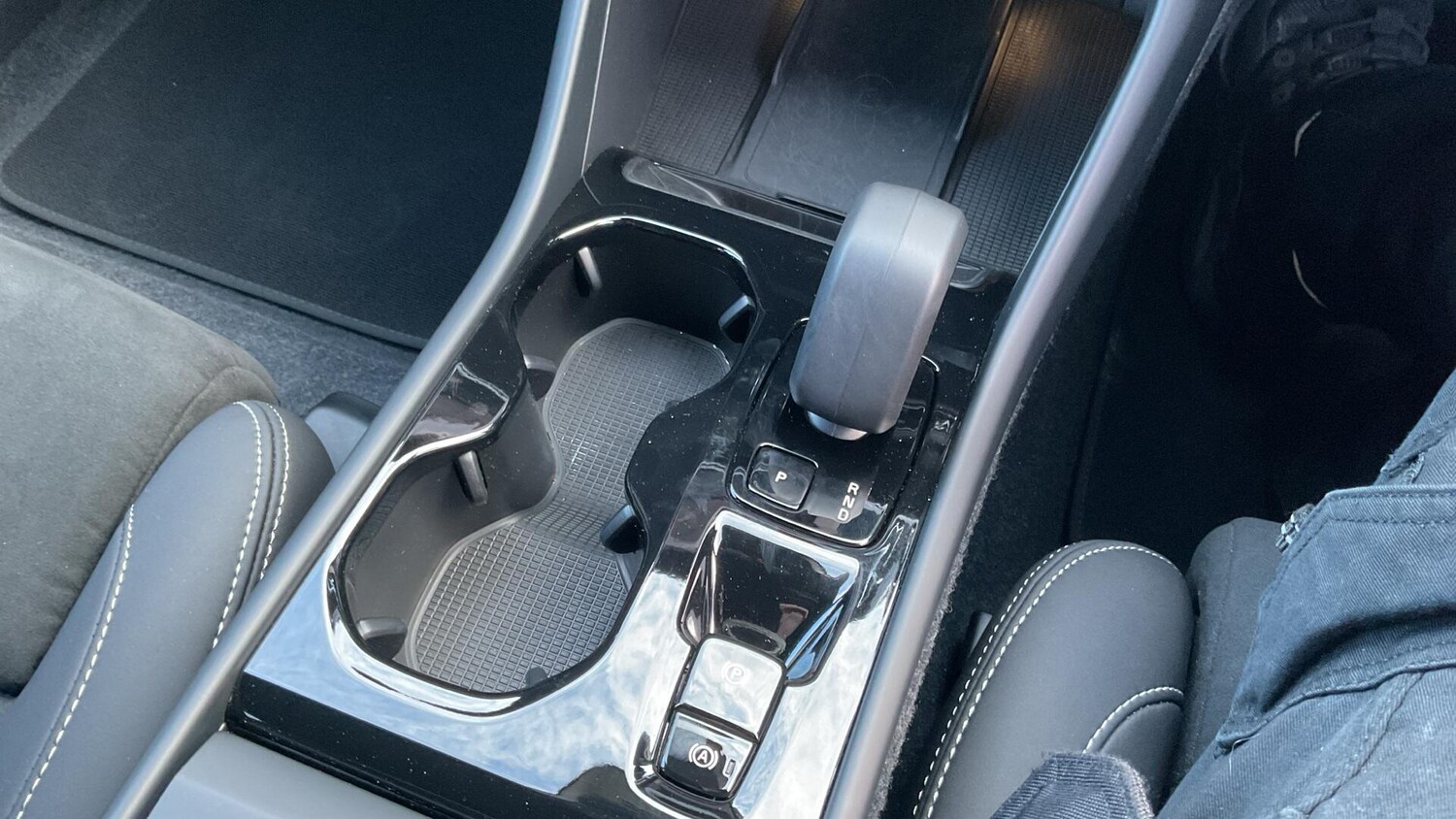 Used Volvo XC40 2025 for sale - 76824626: Photo 27