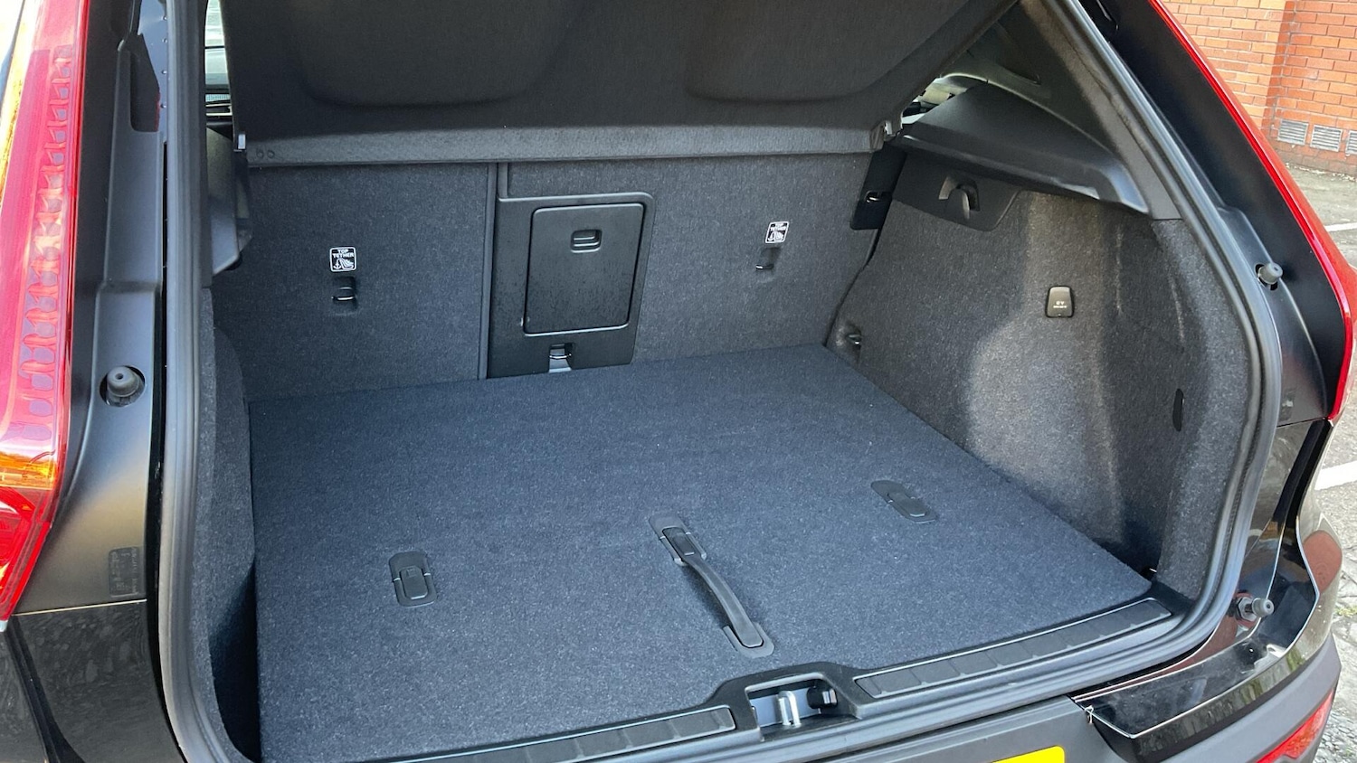 Used Volvo XC40 2025 for sale - 76824626: Photo 32