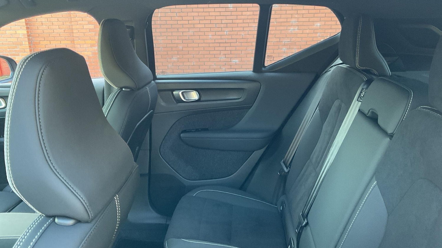 Used Volvo XC40 2025 for sale - 76824626: Photo 34