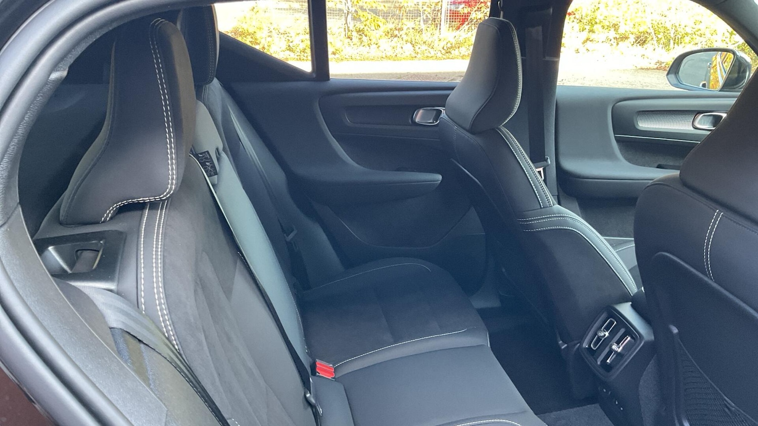 Used Volvo XC40 2025 for sale - 76824626: Photo 6