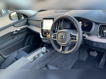 Used Volvo XC90 2026 for sale - 78156990: Photo