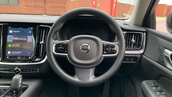 Used Volvo V60 2024 for sale - 76337261: Photo 10