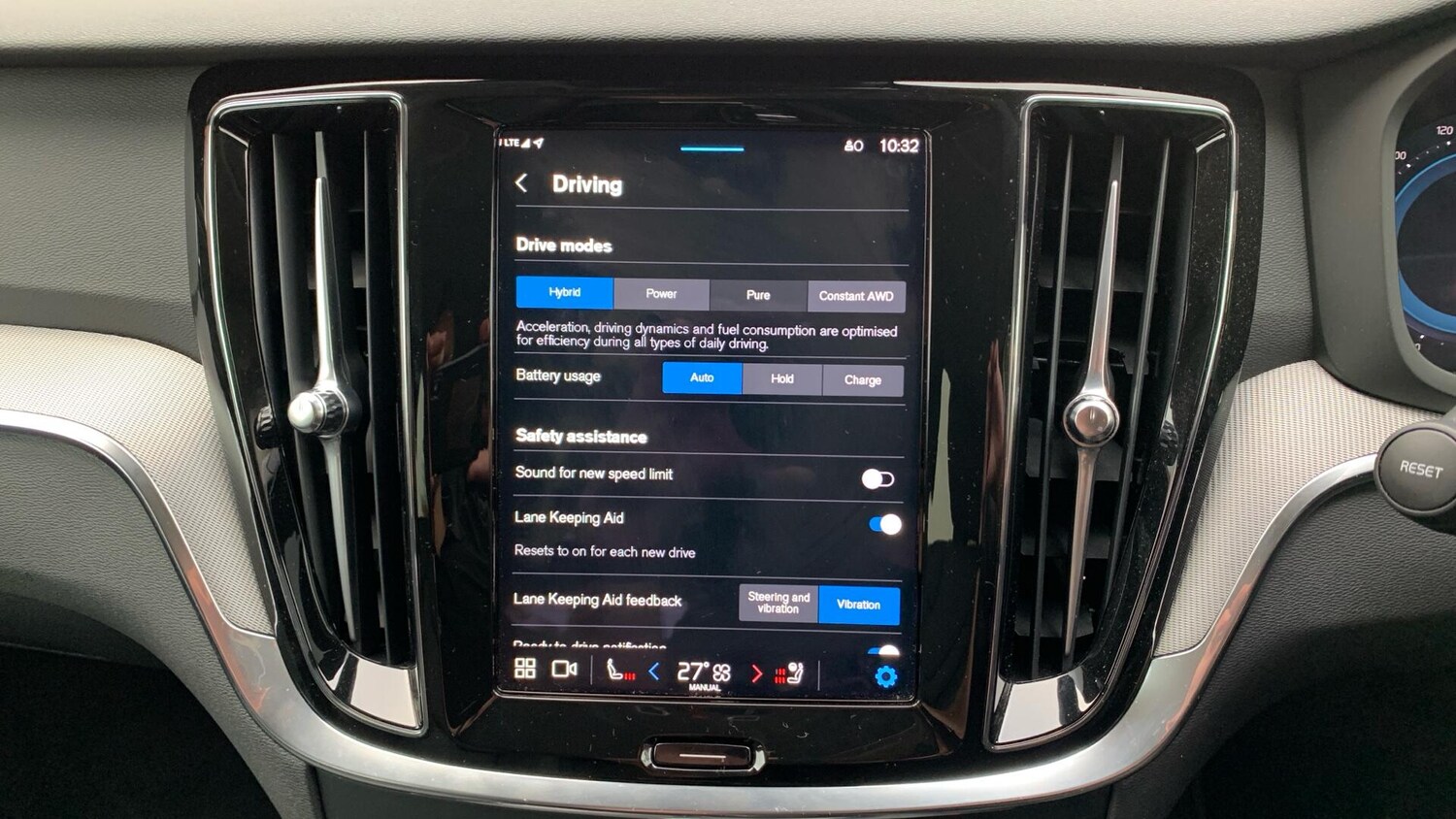 Used Volvo V60 2024 for sale - 76337261: Photo 18