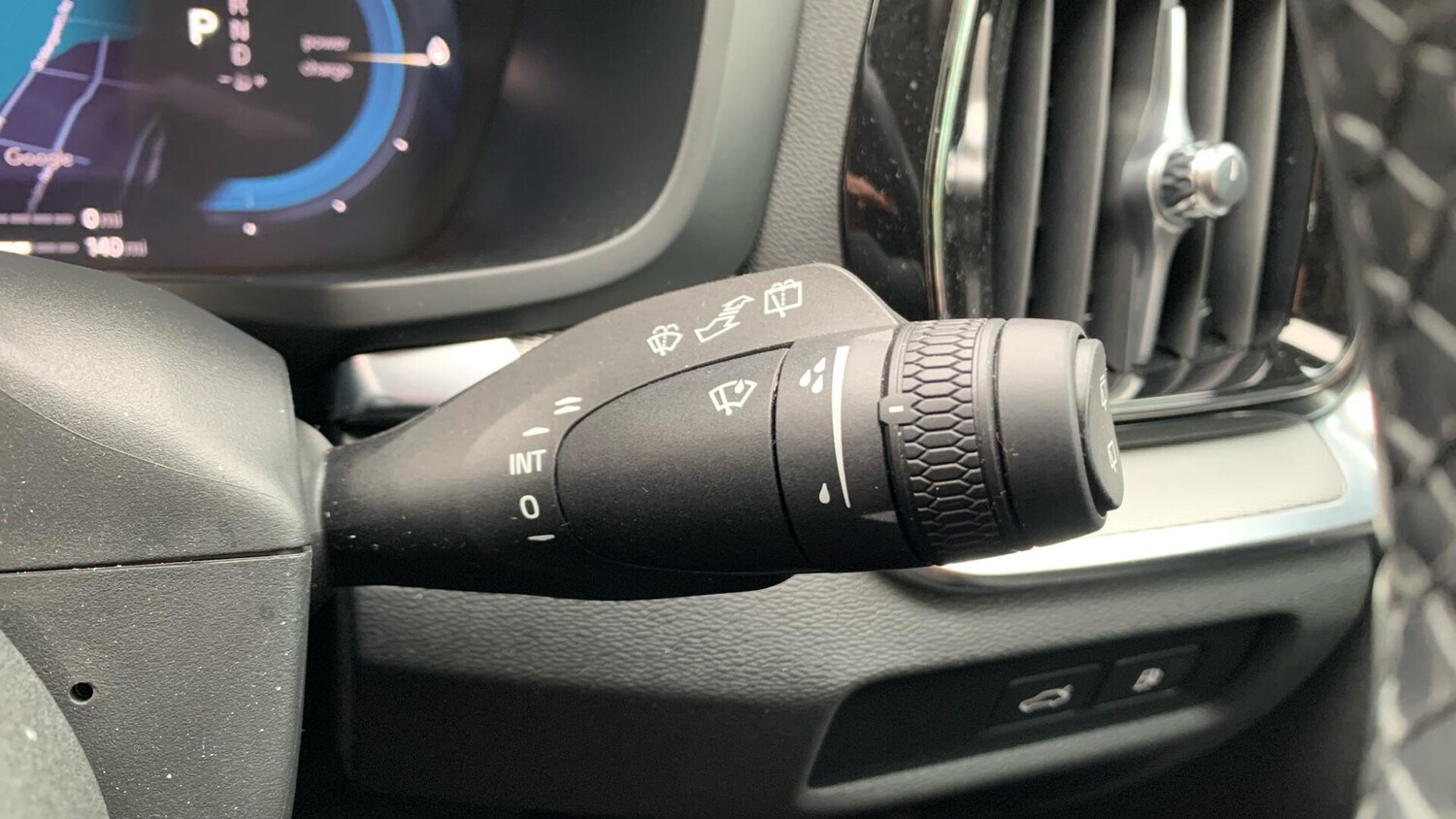 Used Volvo V60 2024 for sale - 76337261: Photo 24