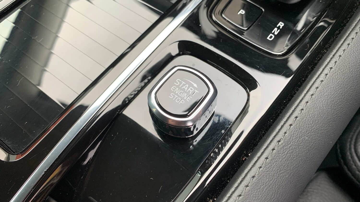 Used Volvo V60 2024 for sale - 76337261: Photo 28