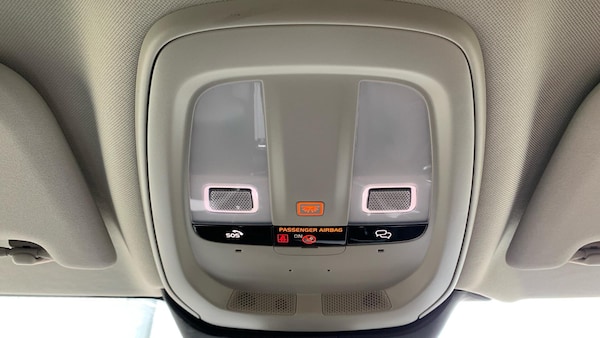 Used Volvo V60 2024 for sale - 76337261: Photo 28