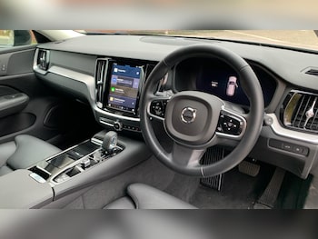 Used Volvo V60 2024 for sale - 76337261: Photo